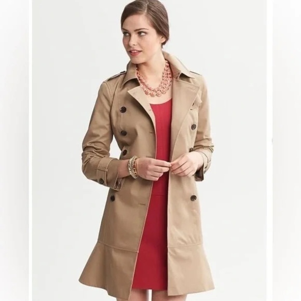 Banana Republic Tan Trench Coat with Wide Lapels